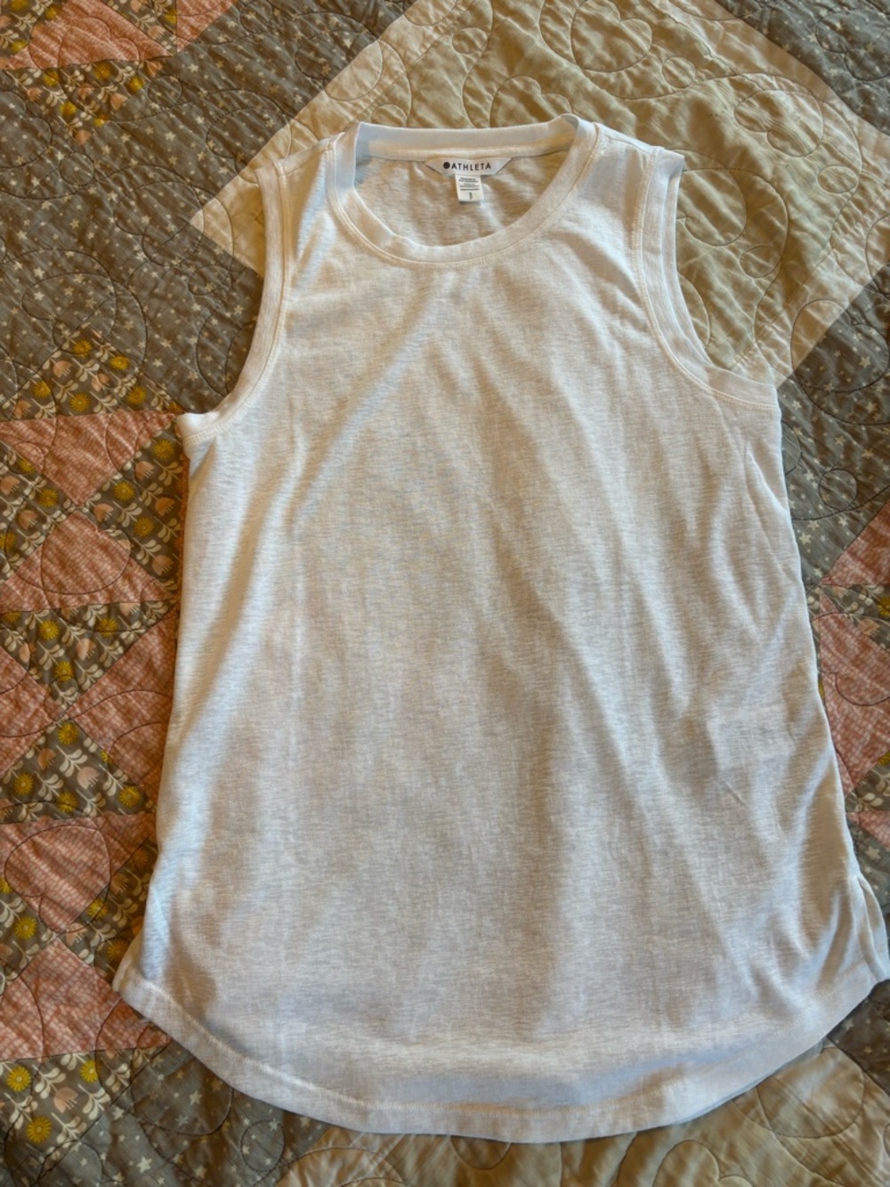 Athleta Breezy White Sleeveless Tank